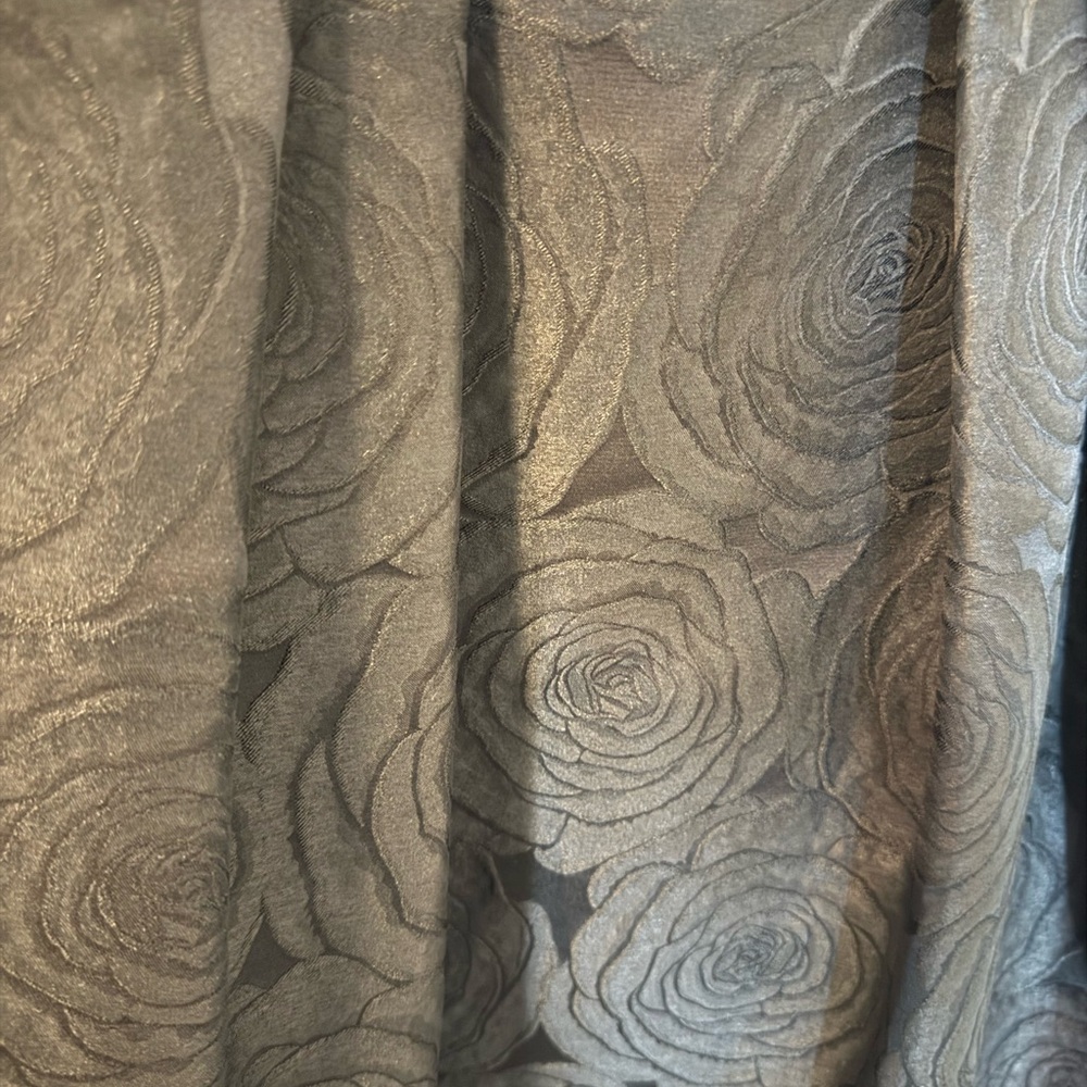 EUC Tonal Black Rose Print Cocktail Dress - Size 4 - Picture 5 of 7